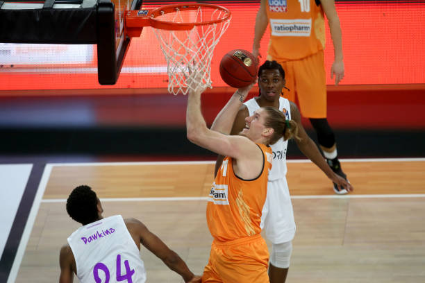 力和专业素 力和专业素