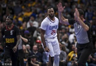 地位与光辉 地位与光辉