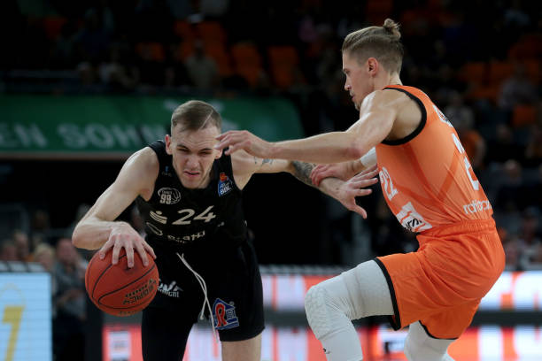 一场及时的 一场及时的